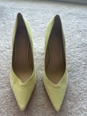 Marc Fisher Pointed Suede Pumps in Light Green